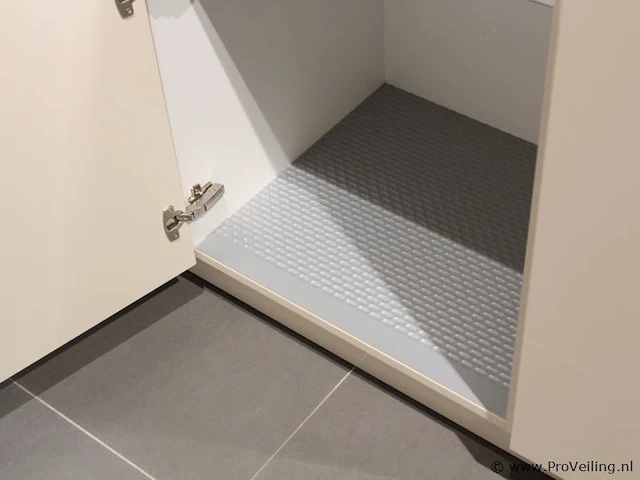 Häcker systemat hoekkeuken / apparatenwand - afbeelding 18 van  46