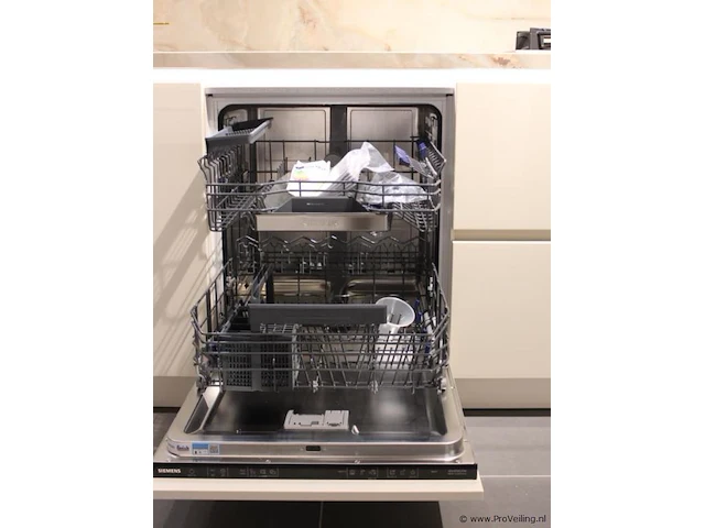 Häcker systemat hoekkeuken / apparatenwand - afbeelding 20 van  46