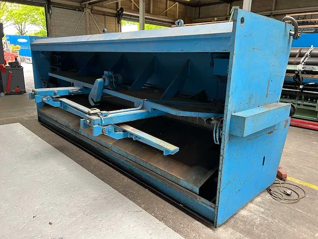 Haco - ts 4006, 4050x6mm - guillotineschaar - 1990 - afbeelding 11 van  12