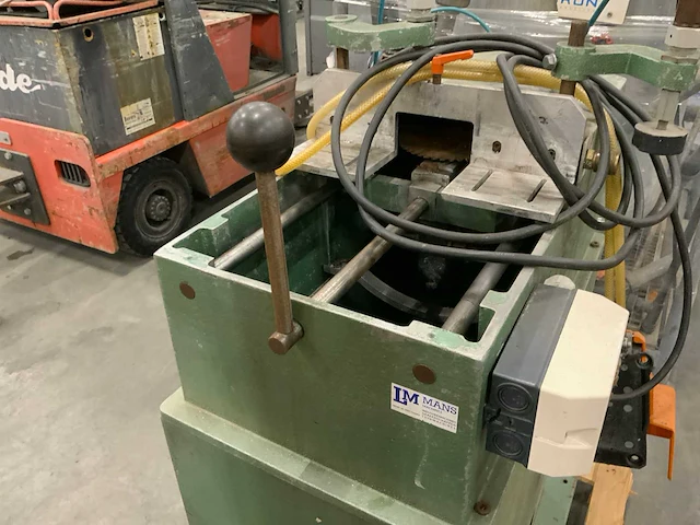 Haffner gl179 glaskraalzaagmachine - afbeelding 1 van  4