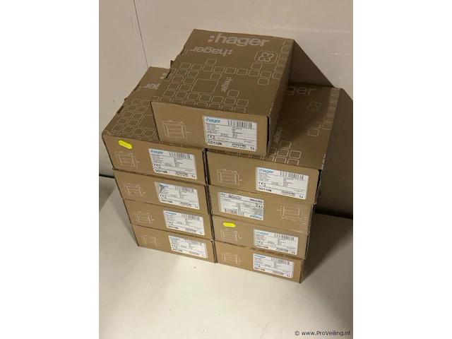 Hager gd110n mini gamma 9010 ip30 - 9 dozen - afbeelding 1 van  2