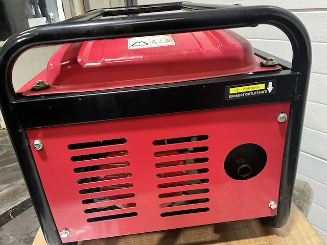 Hager hk8000w stroomgenerator - afbeelding 5 van  7