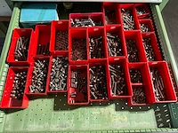 Hagro ladenkast met machinegereedschappen - afbeelding 7 van  11