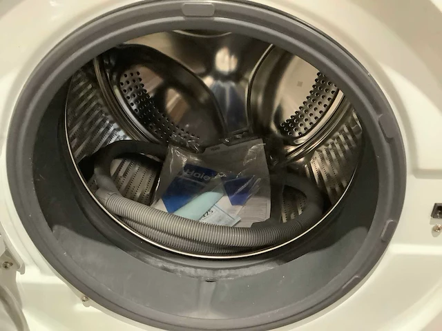 Haier hw100-bp14636 wasmachine - afbeelding 8 van  8