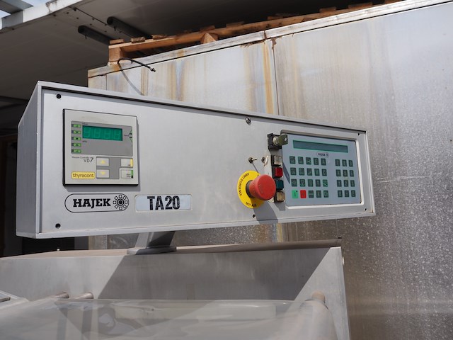 Hajek - afbeelding 13 van  28