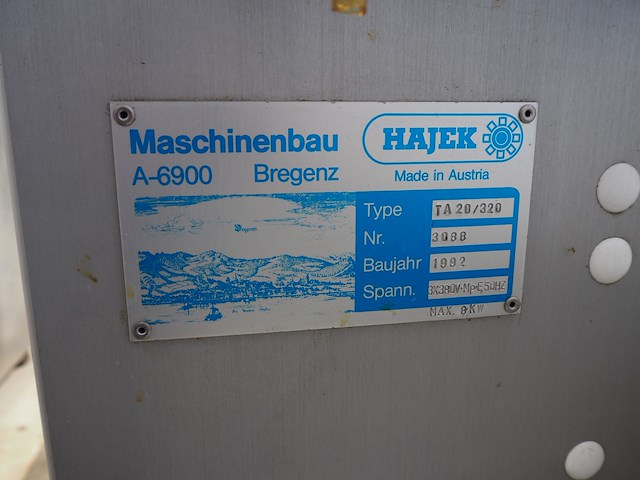 Hajek - afbeelding 19 van  28