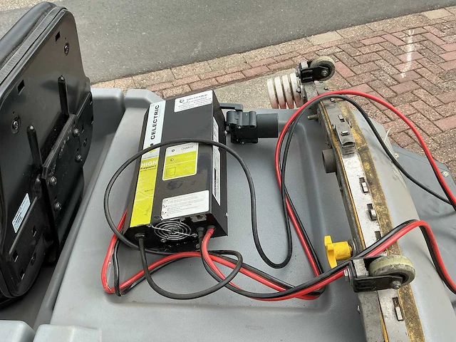 Hako - scrubmaster b140 r - vloerreiniger - afbeelding 6 van  8
