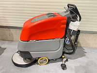Hako b45 cl zelfrijdende schrobmachine - afbeelding 2 van  10