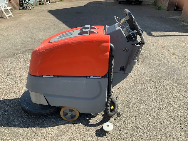 Hako b45cl zelfrijdende schrobmachine - afbeelding 1 van  7