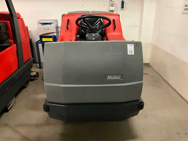 Hako hakomatic b1100 opzit schrob/zuigmachine - afbeelding 9 van  16