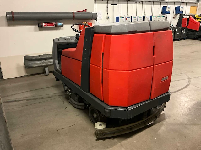 Hako hakomatic b1100 opzit schrob/zuigmachine - afbeelding 12 van  16