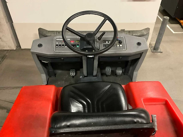 Hako hakomatic b1100 opzit schrob/zuigmachine - afbeelding 16 van  16