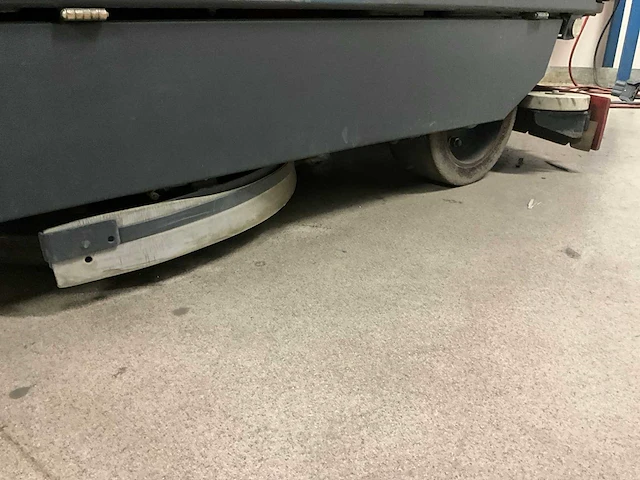 Hako hakomatic b1100 opzit schrob/zuigmachine - afbeelding 5 van  17