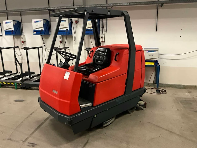 Hako hakomatic b1100 opzit schrob/zuigmachine - afbeelding 1 van  17