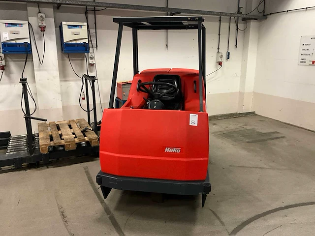 Hako hakomatic b1100 opzit schrob/zuigmachine - afbeelding 10 van  17