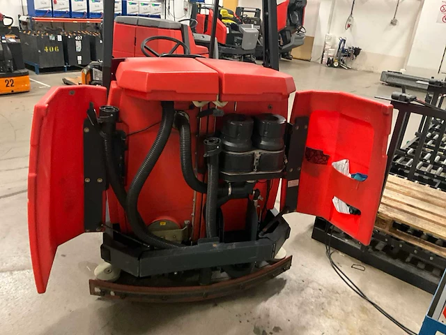 Hako hakomatic b1100 opzit schrob/zuigmachine - afbeelding 17 van  17