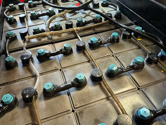 Hako hakomatic b1100 straatveegmachine - afbeelding 16 van  24