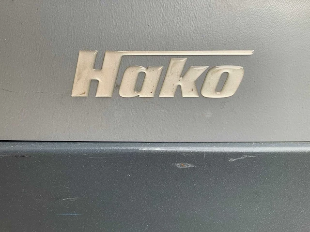 Hako hakomatic b910 zelfrijdende opzitschrobmachine - afbeelding 4 van  13
