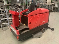 Hako hakomatic b910 zelfrijdende schrobmachine - afbeelding 18 van  23