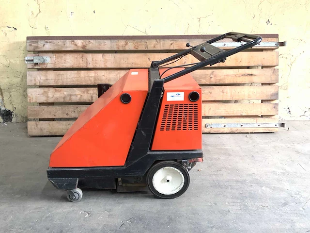Hako hamster 800e zelfrijdende veegmachine - afbeelding 2 van  8