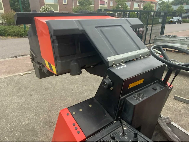 Hako jonas 1100 zelfrijdende veegmachine - afbeelding 14 van  28