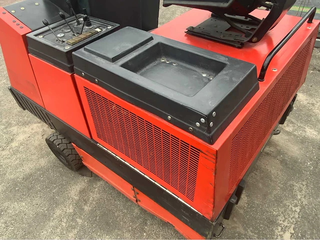 Hako jonas 1100 zelfrijdende veegmachine - afbeelding 17 van  28