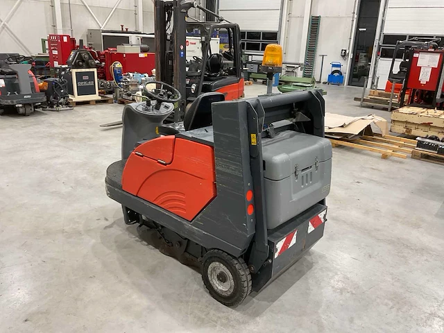 Hako jonas 1200 e zelfrijdende veegmachine - afbeelding 9 van  15