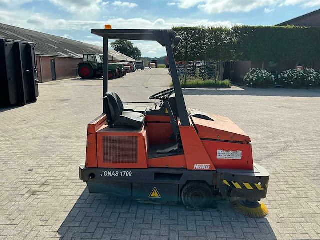 Hako jonas 1700 straatveegmachine - afbeelding 1 van  18
