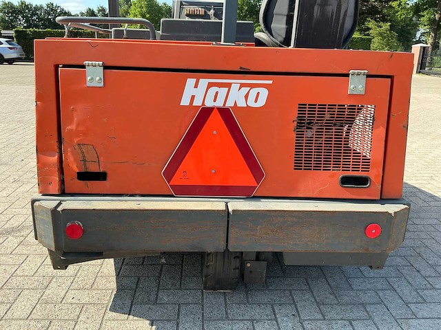 Hako jonas 1700 straatveegmachine - afbeelding 6 van  18