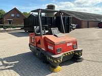 Hako jonas 1700 straatveegmachine - afbeelding 13 van  18