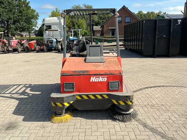 Hako jonas 1700 straatveegmachine - afbeelding 14 van  18