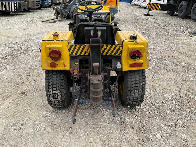 Hakotrac 3800 d minitractor - afbeelding 9 van  15