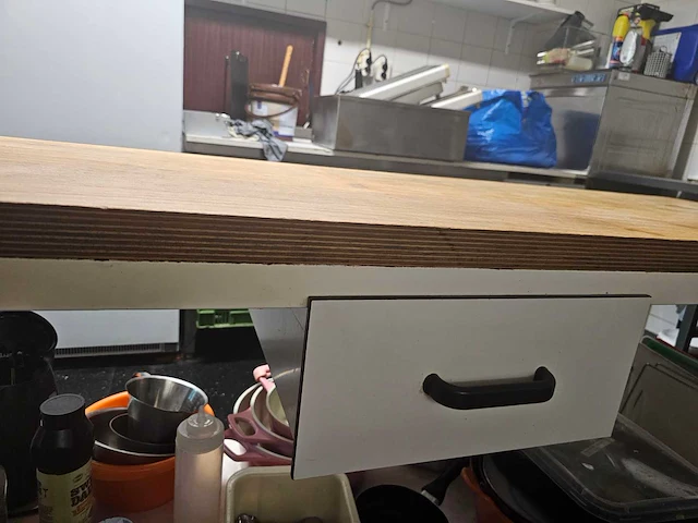Hakvoort - werktafel voorzien van houten blad - afbeelding 4 van  5