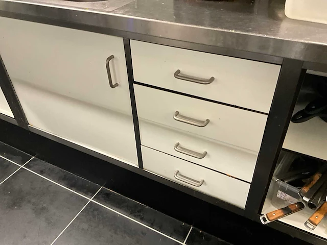 Hakvoort aanrechtmeubel en wandkast (3x) - afbeelding 5 van  11