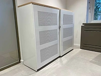 Halfhoge akoestische stalen schuifdeurkast - afbeelding 2 van  12