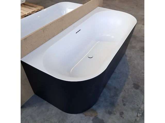 Halfvrijstaand ligbad, villeroy & boch, loop & friends, bi colour - afbeelding 5 van  5