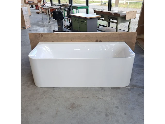 Halfvrijstaand ligbad, villeroy & boch, loop & friends, glanswit - afbeelding 2 van  6