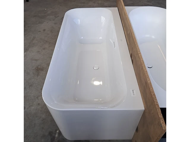Halfvrijstaand ligbad, villeroy & boch, loop & friends, glanswit - afbeelding 4 van  6