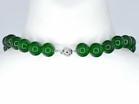 Halsketting met jade edelsteen en een witgouden sluiting met diamant - afbeelding 5 van  10