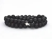 Halsketting met onix edelsteen en een witgouden sluiting met diamant - afbeelding 6 van  8