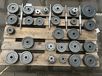 Haltersets met ca. 51 halterschijven gietijzer - afbeelding 1 van  9