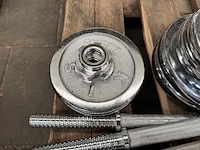 Haltersets (totaal 12 halterschijven: 4x 5 kg, 4x 2,5 kg, 4x 2,25 kg) - afbeelding 3 van  4