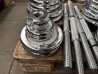 Haltersets (totaal 16 halterschijven: 4x 5 kg, 4x 2,5 kg, 4x 2 kg, 4x 0,5 kg) - afbeelding 2 van  8