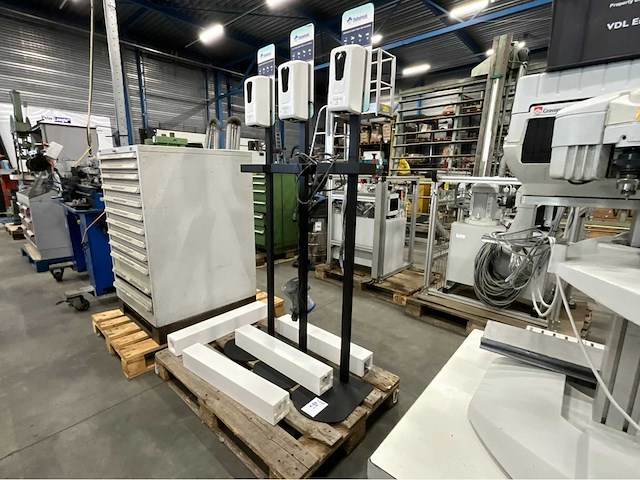 Hand desinfecteer stationt (3x) - afbeelding 1 van  3