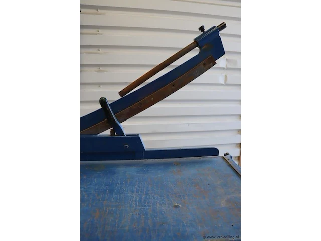 Hand guillotine schaar & plooibank - afbeelding 7 van  10