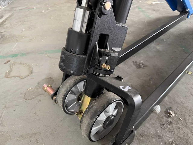 Hand hydraulische palletwagen - afbeelding 3 van  15