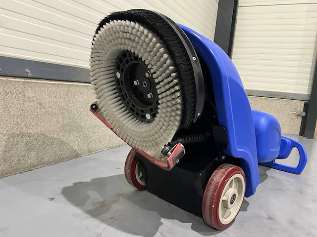 Hand schrubber - 2025 - b30 - zelfrijdende veegmachine - afbeelding 7 van  10