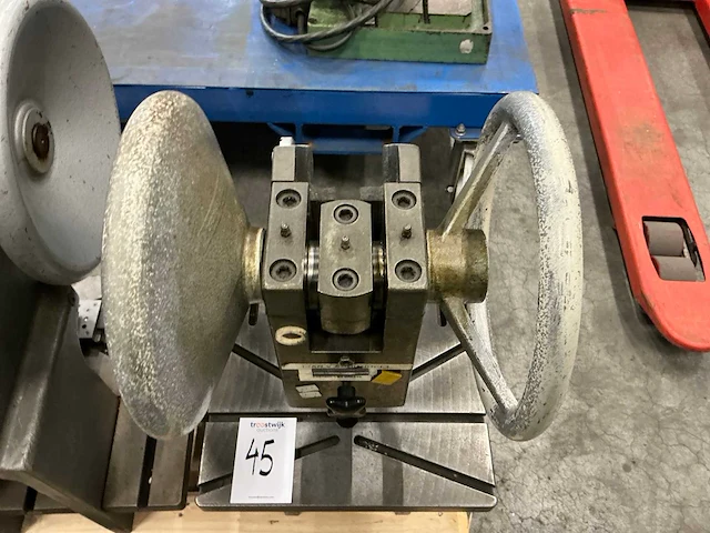 Handbediende ponsmachine - afbeelding 3 van  6