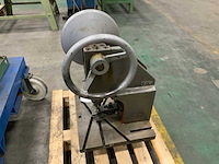 Handbediende ponsmachine - afbeelding 2 van  4