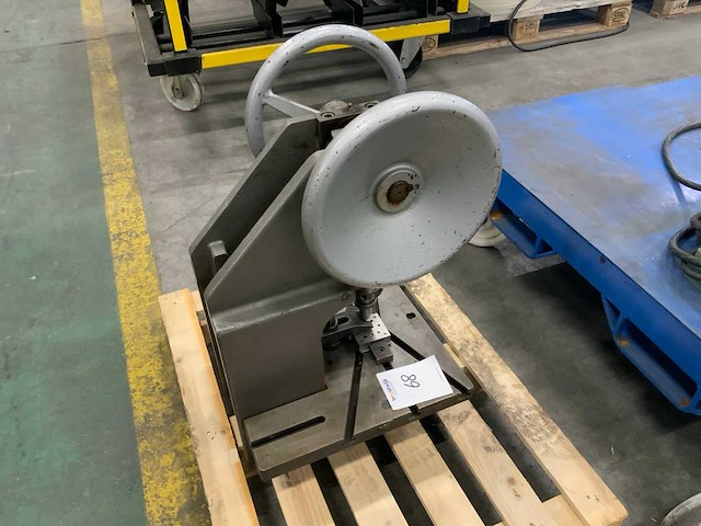 Handbediende ponsmachine - afbeelding 3 van  4